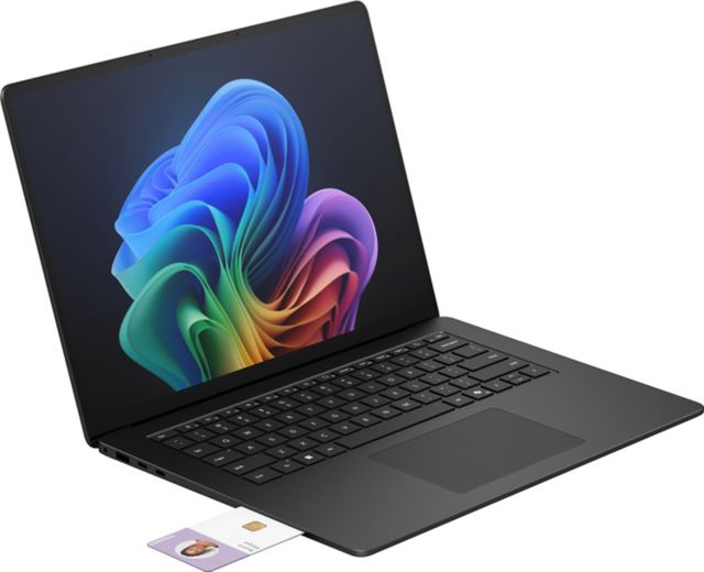 Microsoft Surface Laptop 7 Copilot+ PC 15'' - Intel Core Ultra 5 - 32GB RAM - 512GB + SCR (Smart Card Reader) - Black - ONLINE ONLY